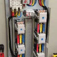 خدمات برق صنعتی