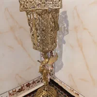 یک عدد سطل جا دستمال کاغذی برنز