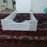 تخت خواب تک نفره نو به همراه کفی چوبی
