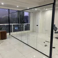 نصب و تعمیرات و اجرای صفر تا صد شیشه سکوریت میرال
