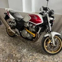 Cb1300