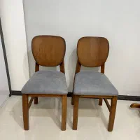 ۲عدد صندلی در حد نو