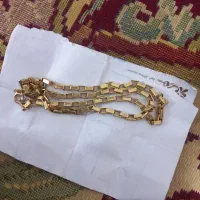 گردنبند والنگو