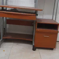 میز کامپیوتر