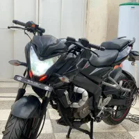 موتور ان اس 200