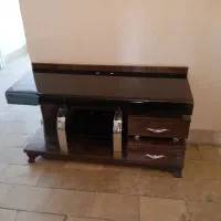 میز تلویزیون در حد نو