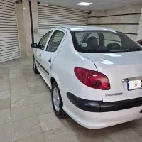 پژو 206 sd v8