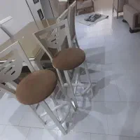 صندلی پشت اپنی همراه با بوفه