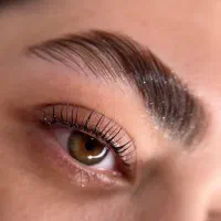 مدل خوش چهره برای لیفت مژه