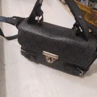 لباس وکیف