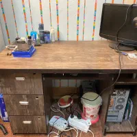 میز کامپیوتر و تحریر