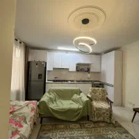 ۴۰ متر با پارکینگ و انباری