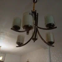 دو عدد لوستر ۶شاخه و دیوارکوب