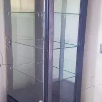 ویترین ۴ طبقه