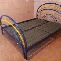 تخت دونفره فلزی