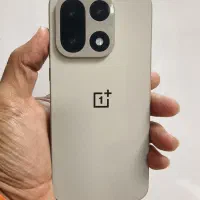 گوشی وان پلاس 15 رم ۱۲ حافظه ۲۵۶ گیگ one plus