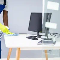 استخدام نیرو خدماتی خانم و آقا