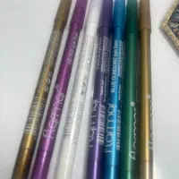 خط چشم رنگی