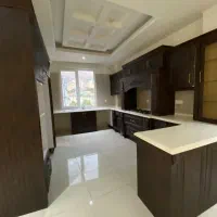 175متر-ویلایی-حیاط-سرسبز-20-متر-گلخانه-تاپ-لوکیشن