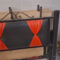 تختخواب فلزی