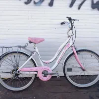 دوچرخه ۲۴ دخترانه دنده ای مرتب در حد نو