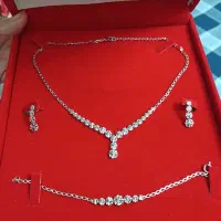 سرویس طلای ۱۸ عیار عروس نوعه نو