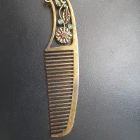 شانه قدیمی