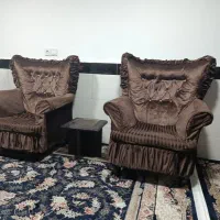 فروش یک دست مبل کلاسیک ۷ نفره مخمل