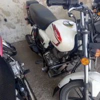 موتورسیکلت کی وای ۱۵۰
