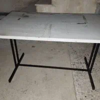 میز پایه آهنی