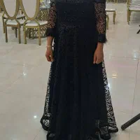 اول لباس مجلسی سایز ۵۰ دومی لباس سایز ۱۲ سال