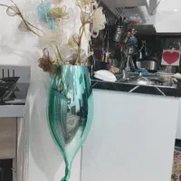 گل و گلدان