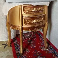 دو عدد پا تختی