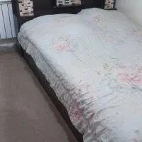 تخت دو نفره ۲ در ۱/۶۰ به همراه تشک خوش خواب