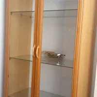ویترین و میز کامپیوتر چوبی