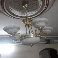 لوستر ۵ شاخه سالم وتمیز طلایی