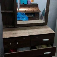 دراور ویترین دار جنس خوب کم استفاده شد  درحد