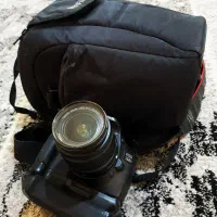 دروبین کنون 550D در حد