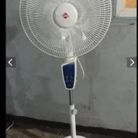 پنکه پارس خزر ایستاده