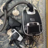 فروش جارو برقی دست دوم در حد نو 6ماه کارکرده