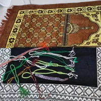 سجاده و تسبیح