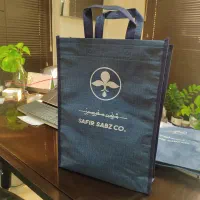 خانم آشنا به کورل