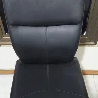 صندلی اداری درجه ۱