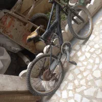 ۱ عدد دوچرخه  قابل تعمیر