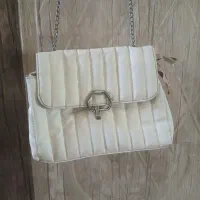 کیف چرم شیری رنگ