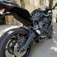 کاوازاکی ۴ سیلندر zx25r