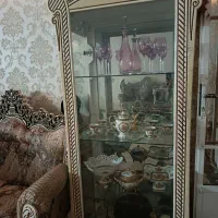 بوفه و ساعت ایستاده