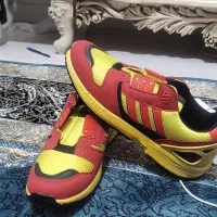 کفش کتونی و چرم