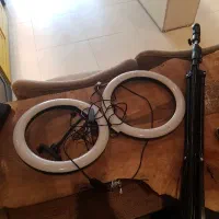 دو عدد رینگ لایت به همراه یک عدد پایه
