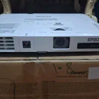 پروژکتور Epson